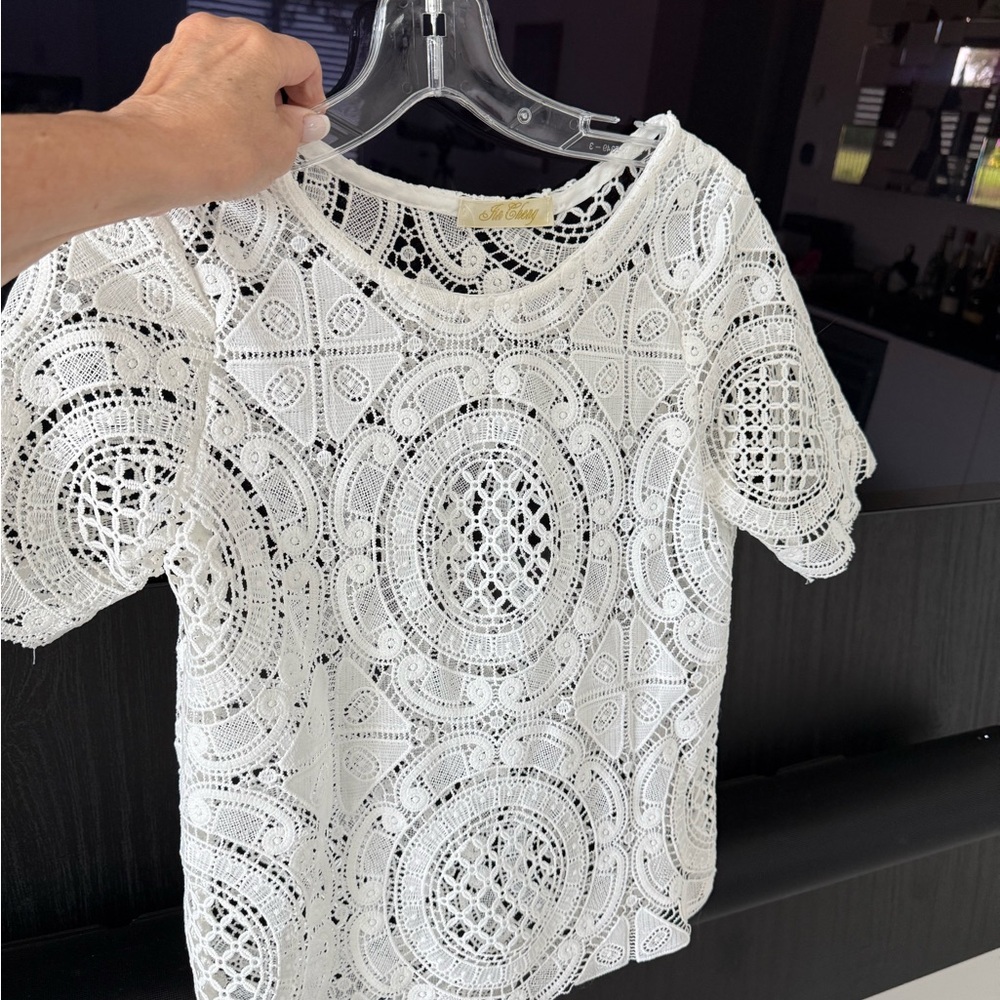 Elegant White Lace Blouse